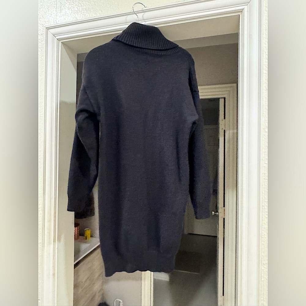 Senfure Turtle Neck Sweater Dress Mid Length Black Worn Twice (Size S)🖤🖤🖤